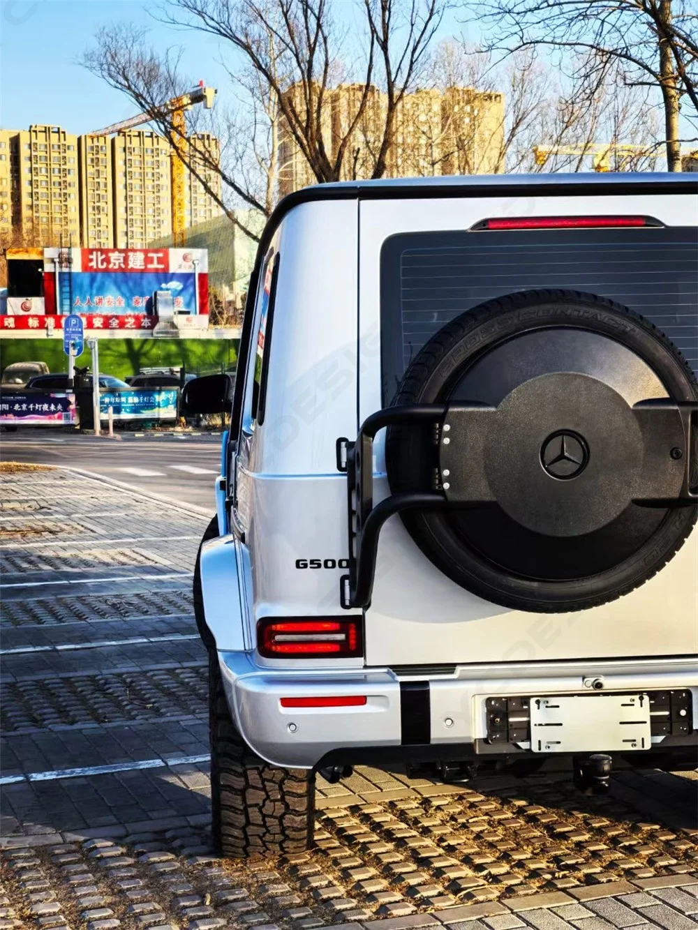 Dry Carbon Fiber Spare Wheel Tire Cover with Bracket Kit Fit For 2018-2026 G63 G Class W463A W464 W465 Rear Wheel Trim view 3
