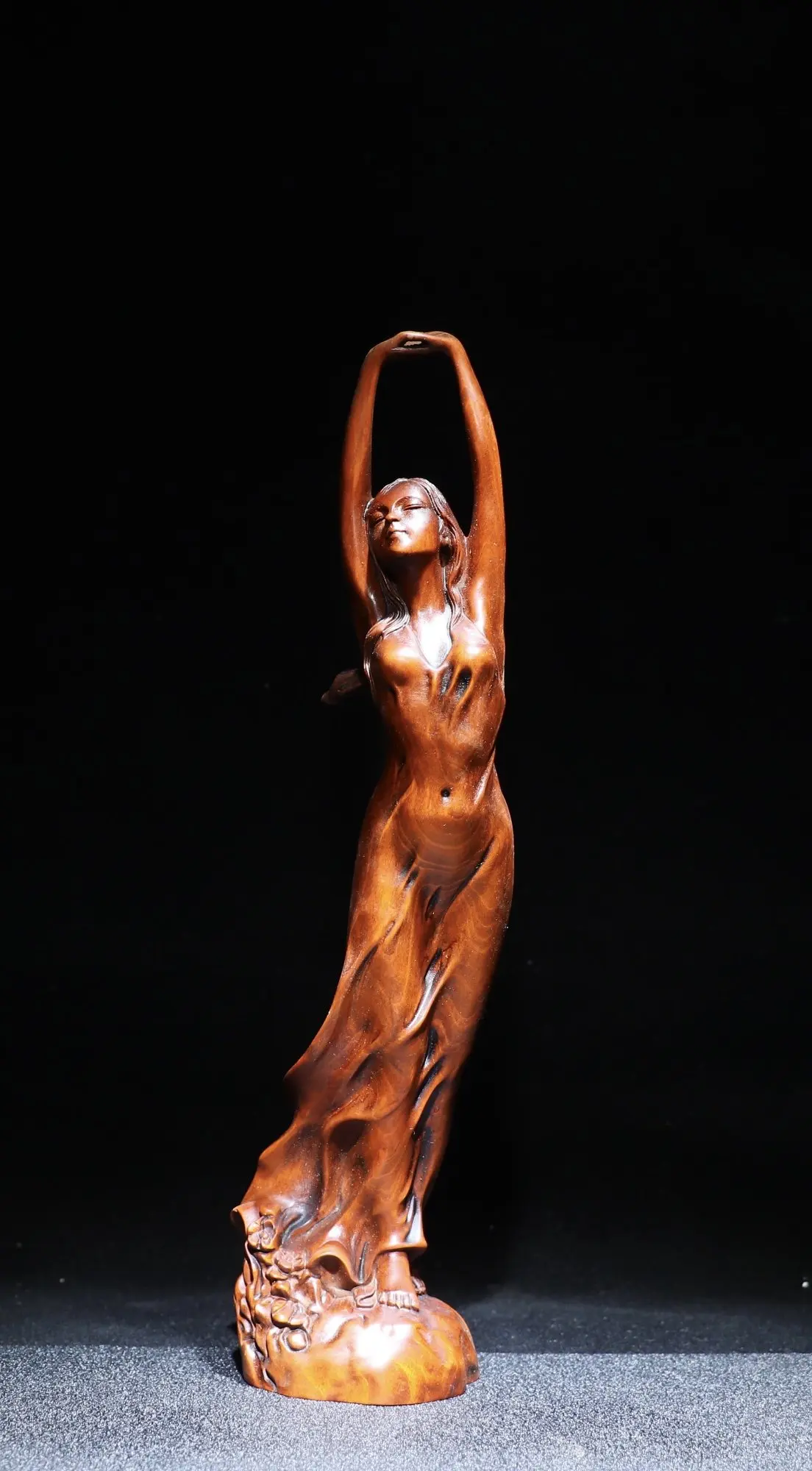 Natural Solid Wood Sexy Beauty Statue Young Girl Sculpture Modern Art Sculpture Crafts Home Modern Living Room Table Decoration