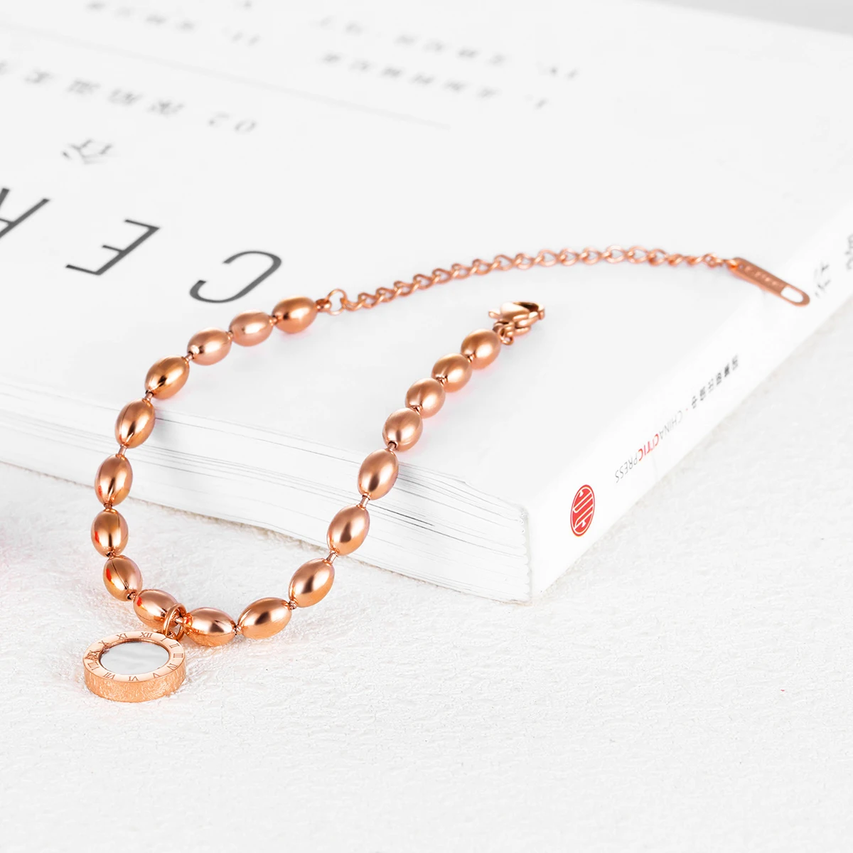 

Women's Bracelet Bracelets Stainless Steel All for 4 Grosze Free Shipping Gift Roman Numerals Fashion Rose Gold Woman