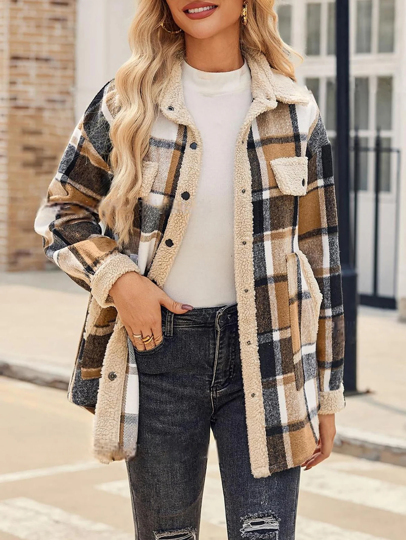 

Women's Plaid Long Sleeve Jacket Casual Lapel Regular Fit Fashion Autumn Style