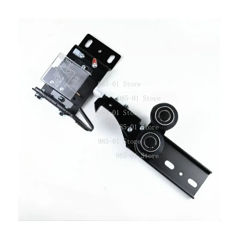 IL-32161-1 Hall Door Lock Assembly, Gravity Latching Landing Door Lock Switch Contact for Elevator Repair Parts