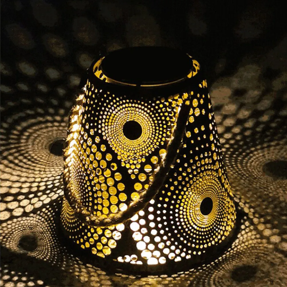 

Solar Lawn Light Iron Hanging Lantern Outdoor Garden Lamp Yard Solar Light Decorative Landscape Pendant For Patio Balcony