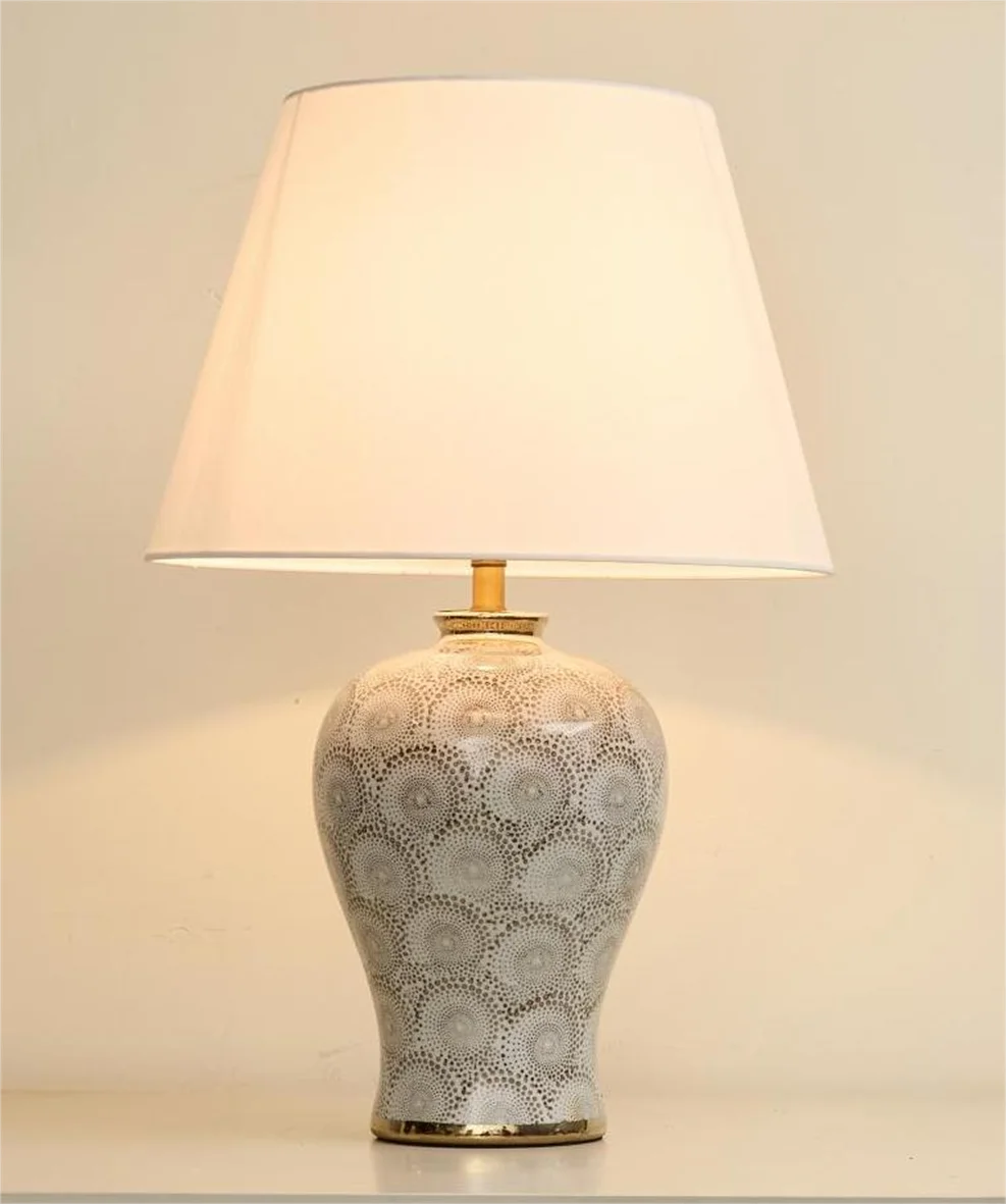 Chinese Jingdezhen Ceramic Table Lamp Blue and White Porcelain Classical Large Bedroom Bedside Lamp Living Room Decorative Light