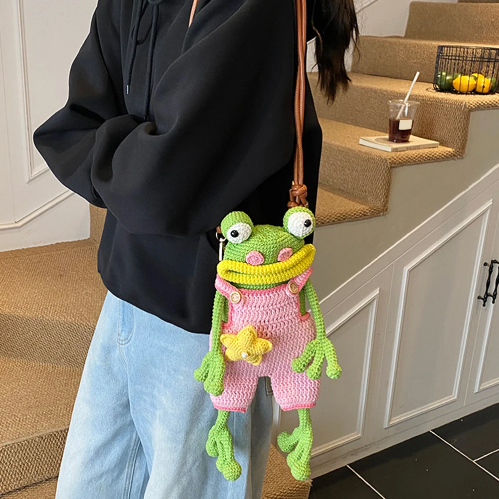 (Finished Product)Cute Big Mouth Frog Coin Bag Hand Woven Small Crossbody Bag DIY Wool Woven Big Mouth Frog Mobile Phone Bag view 4