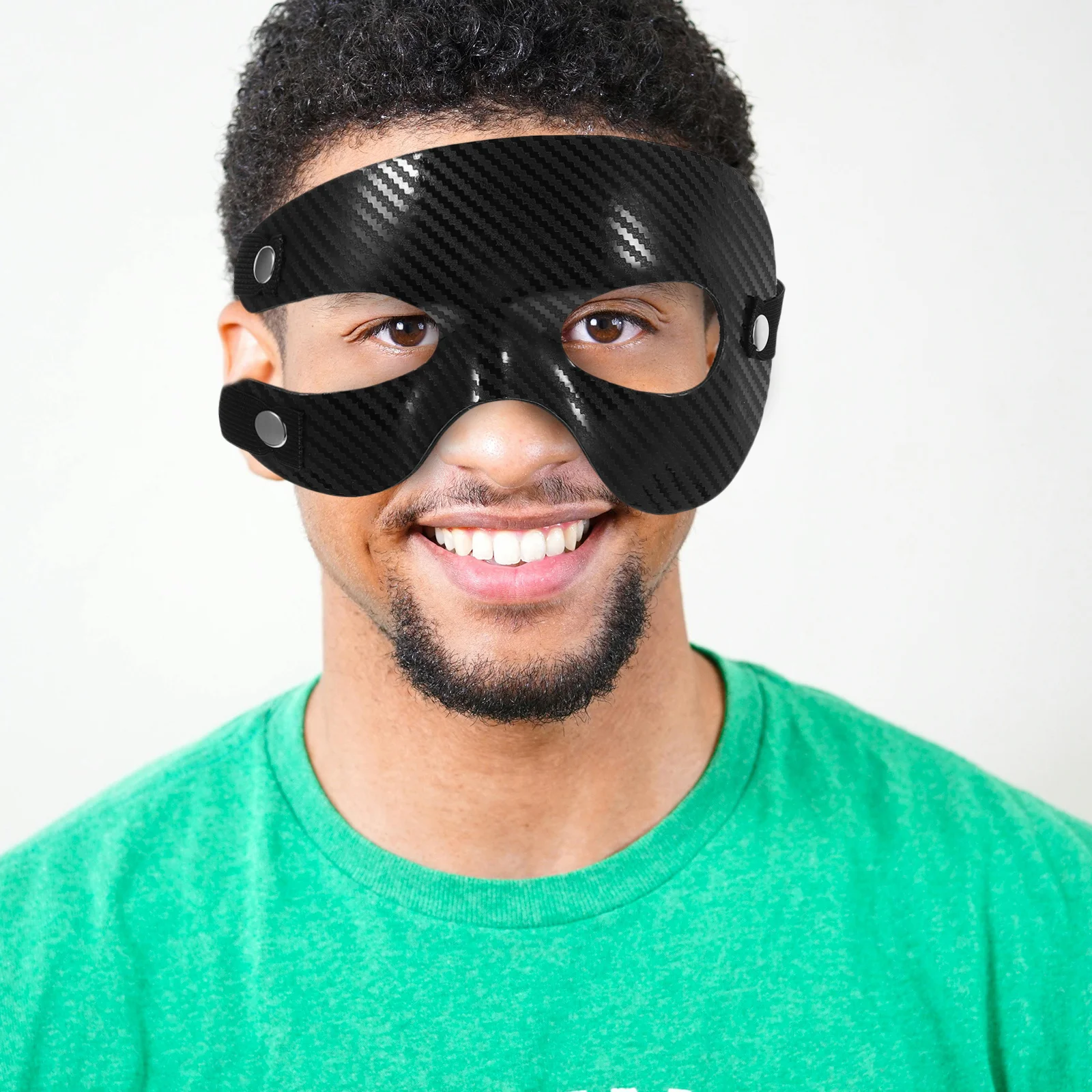 Lichtgewicht ademend neusbeschermermasker voor sport, basketbal, voetbal, beschermende bovenste impact