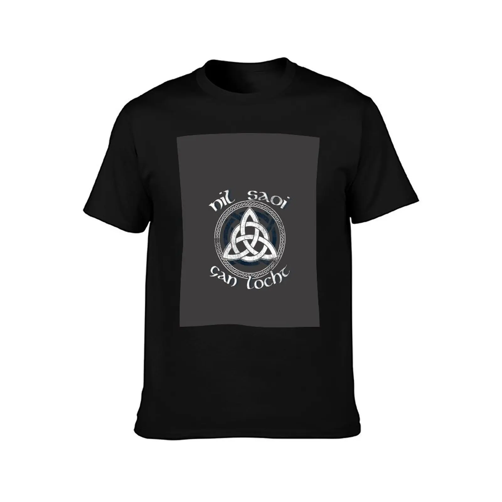 Gaelic Quotes There's not a wise man without fault Celtic Irish Knots St. Patrick's Day T-Shirt