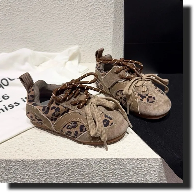 

Детская повседневная спортивная обувь для девочек, осень-зима 2021, новые модные нескользящие универсальные кроссовки в корейском стиле с мягкой подошвой