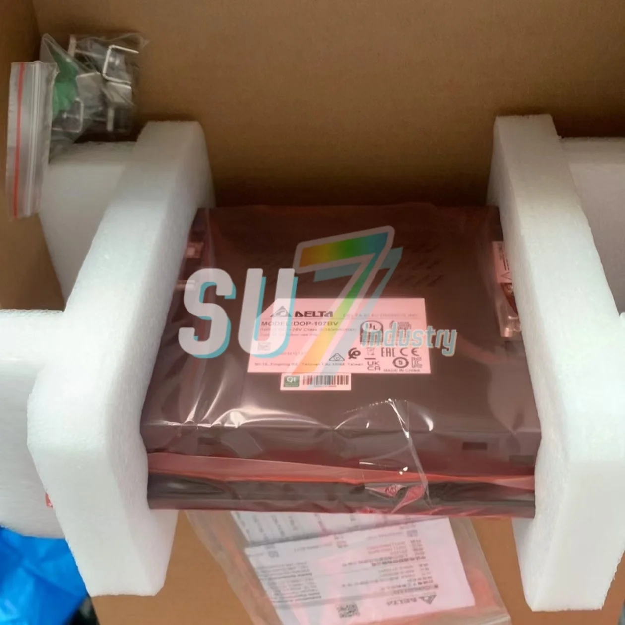 HMI Touch Screen    DOP-107BV     DOP-107CV    New In box