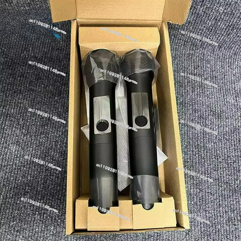 Wireless Dual Microphone UHF Dual Channel Wireless One To Two Microphone Suitable for KTV Stage