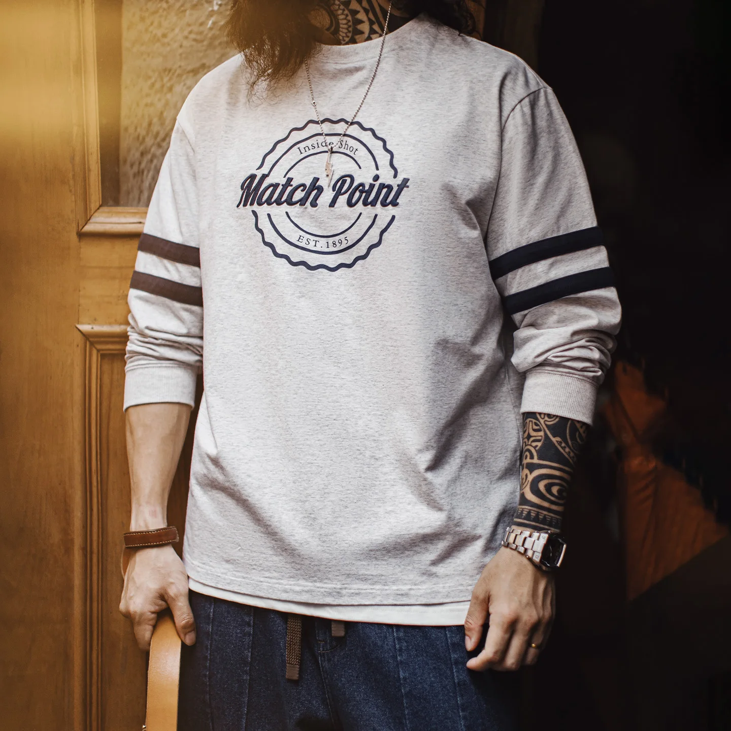 

Maden Men‘s Retro Striped Embroidery Sweatshirt Grey Lightweight Crewneck Long Sleeve Top Thin Knit Pullover for Spring Autumn