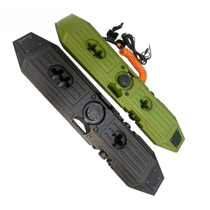 Off-road vehicle pickup outdoor activities 30L roof camping shower water storage tank
