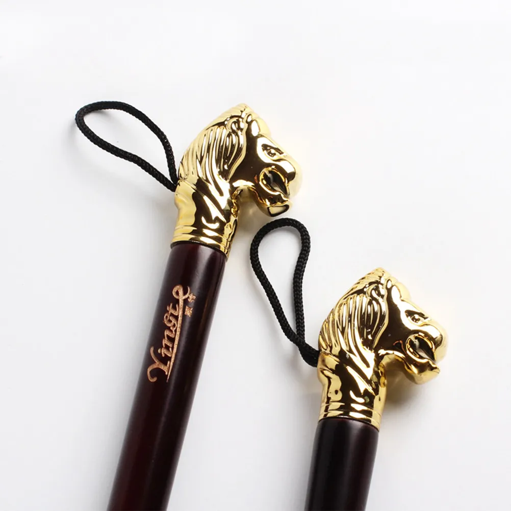 

1 шт. Ложка для обуви с головой льва, металлическая, эргономичный дизайн, легкое использование для пожилых людей, беременных женщин, мужчин, с длинной ручкой