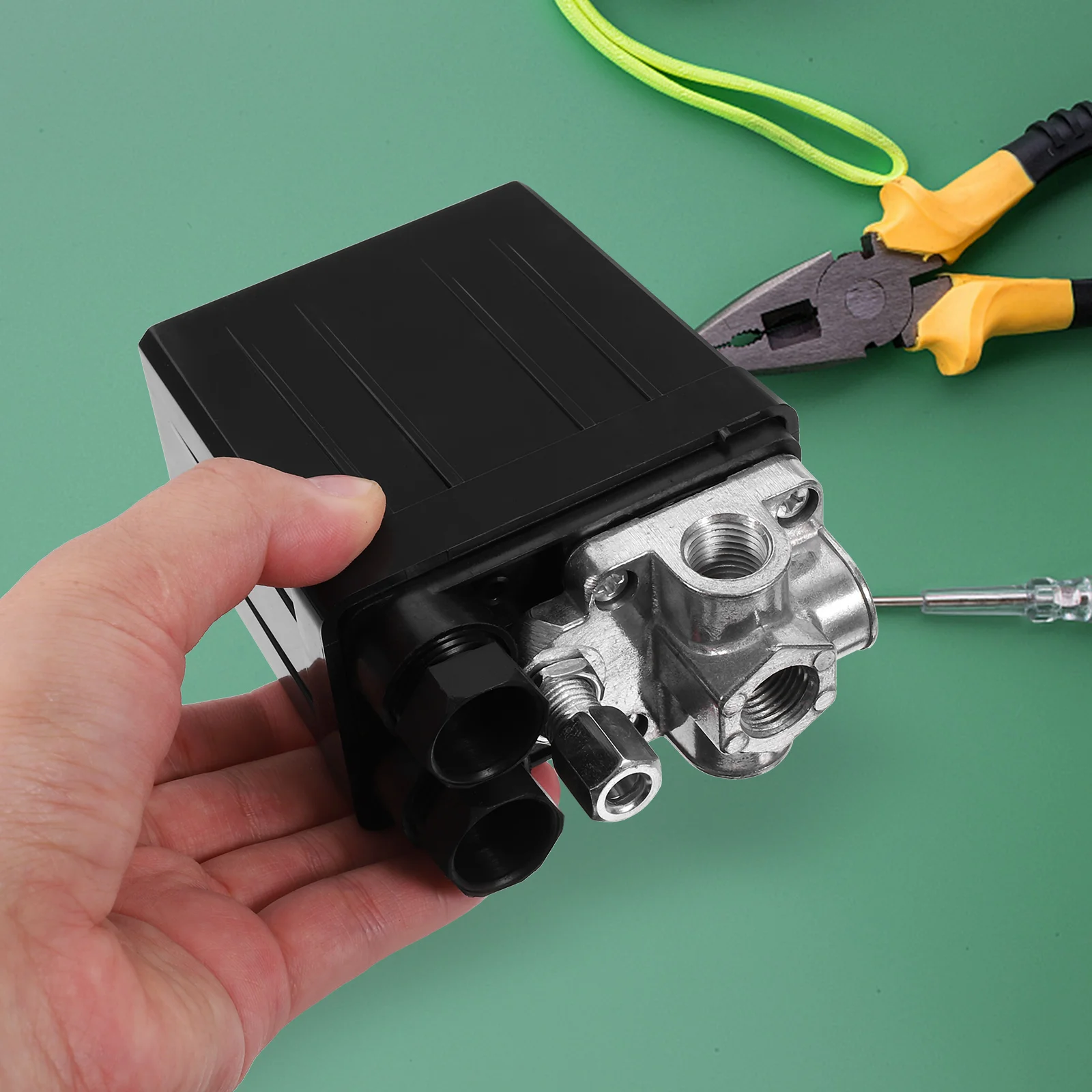 

240V Pressure Control Valve 90-120 PSI Air Compressor Switch Unload Energy Saving Plastic Metal Easy Install Pneumatic
