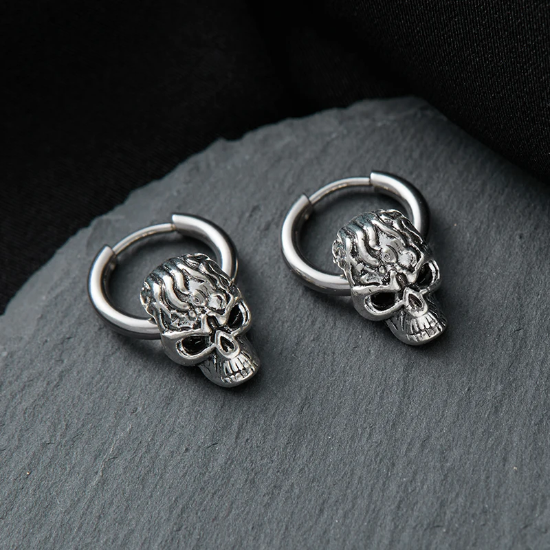 Europe and The United States Exaggerated Personality Stainless Steel Skull Earrings Cold Wind Dark Hip-hop Punk Neutral Earrings