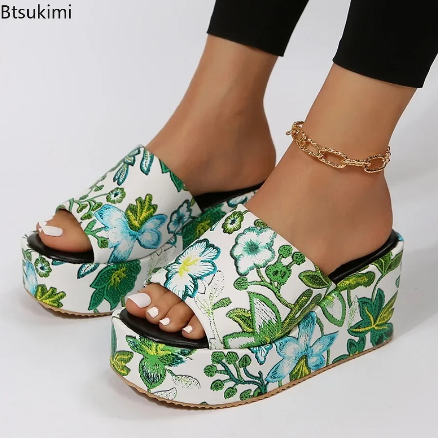 

Summer Fashion Embroider Slippers for Women Bohemia Floral Print Wedges Sandals Platform High Heels Ladies Outdoor Casual Slides