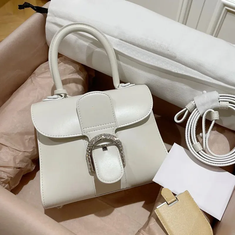 bolso-de-mano-pequeno-de-primavera-verano-color-blanco-puro-estilo-reina-de-las-nieves-con-hebilla-de-pezuna-de-caballo-y