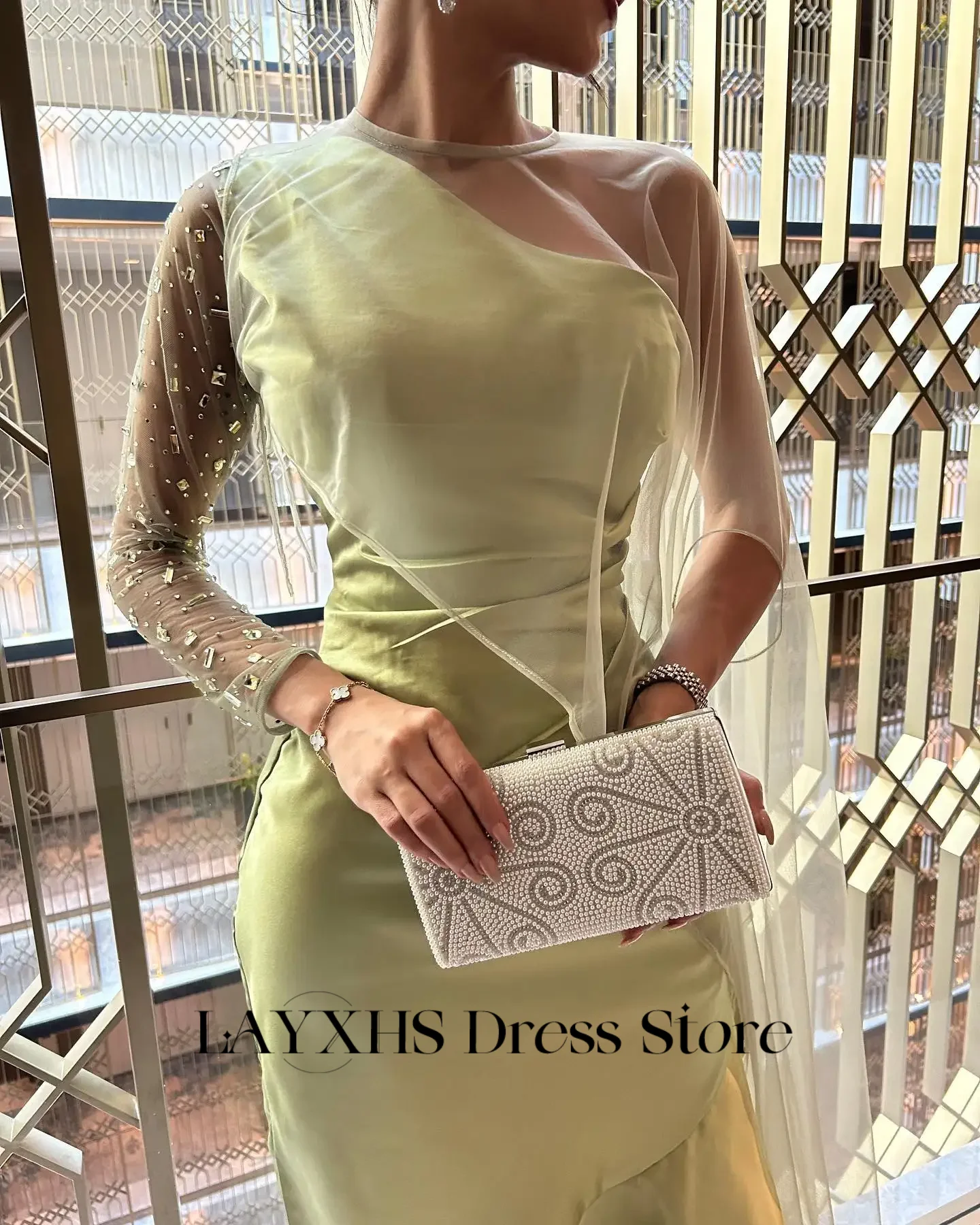 ที่กําหนดเองหนึ่งไหล่ชุดราตรีแขนยาวข้อเท้าความยาว Mermaid ซาตินงานแต่งงานชุด Saudi คําฉัตรชุดราตรี