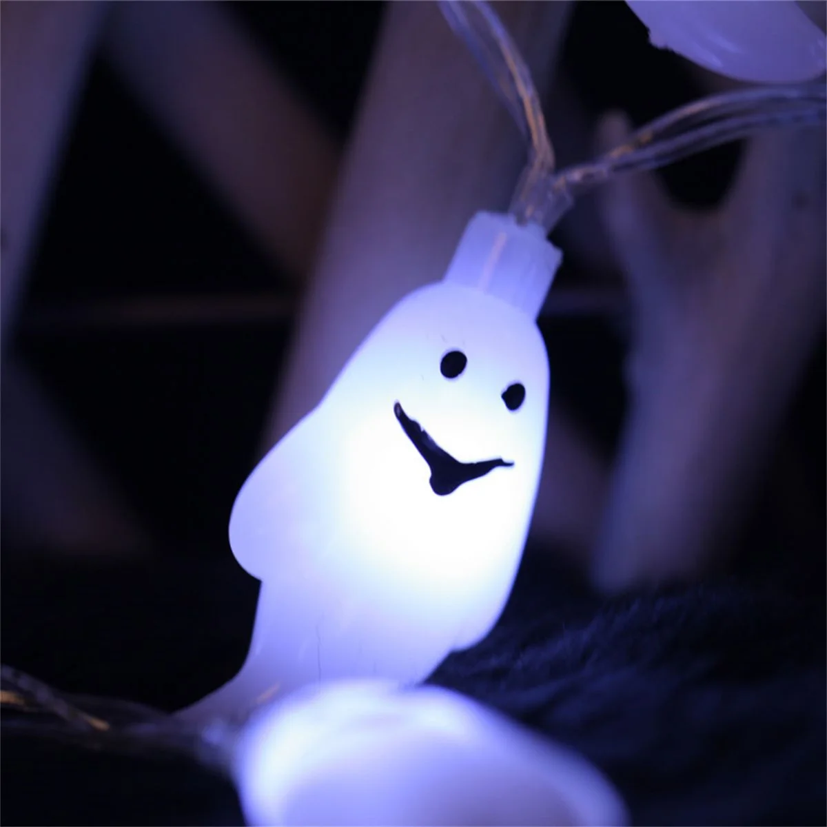 LED light string, Halloween ghost lights, festive party atmosphere decoration, glowing ghost ghost festival scene arrangement