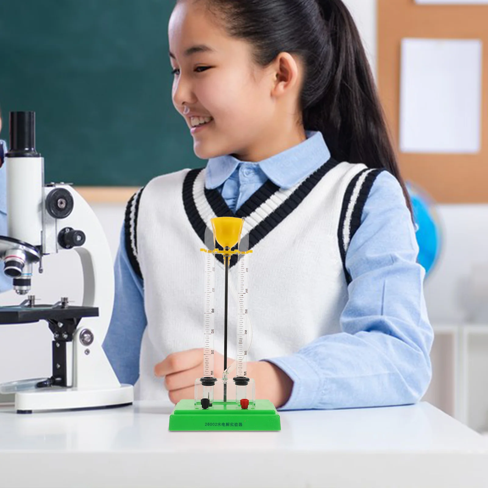 물 전기분해 장치 실험실 교육 장비는 산소 생산을 시연합니다. 물리학에 적합한 안전하고 사용하기 쉬운 제품입니다.