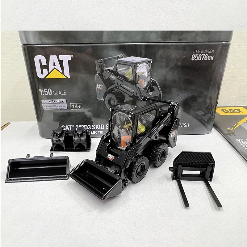 

DM 1:50 Scale CAT 242D3 Compact Wheel Loader Forklift Alloy Diecast Truck Model Collectible Souvenir Hobby & Toys 85676BK