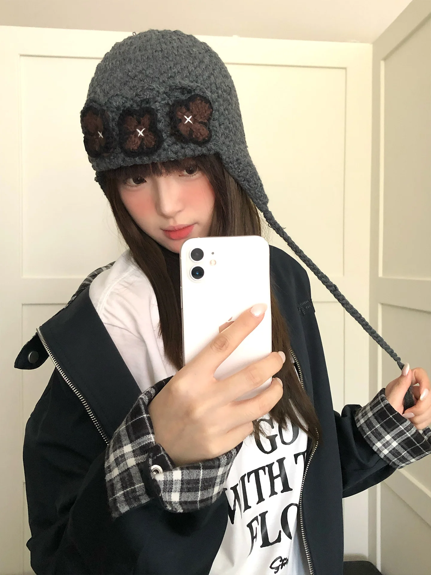 Korean Retro Knitted Floral Beanie Hat For Women To Keep Warm Ears On Autumn And Winter Travel