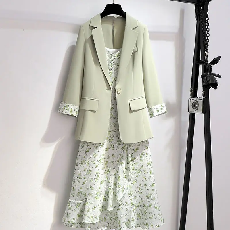 

Green Floral Suspender Dresses Suits Women 2022 Spring Summer Popular Temperament Dress and Blazer Jacket Fashion Two Piece Sets