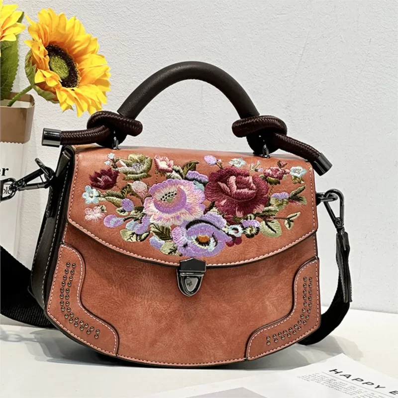 

Johnature Retro Chinese Style Exquisite Embroidered Handbag 2024 New Women's Leather Bag Versatile Shoulder Bags