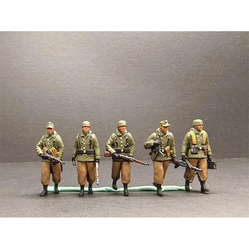 1:72 Scale Model 3D Printing Painted 5Pcs German Winter Marching Soldiers Doll Toys DIY Scene Accessory Display Action Figure