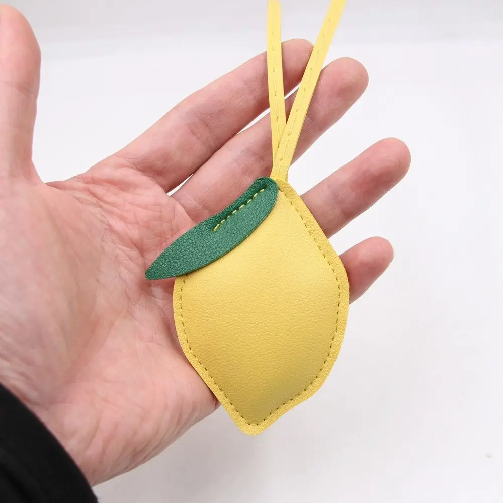 

Модный брелок из искусственной кожи с лимоном, автомобильный брелок с фруктами, вешалка из искусственной кожи, модная мультяшная сумка, подвеска для мужчин