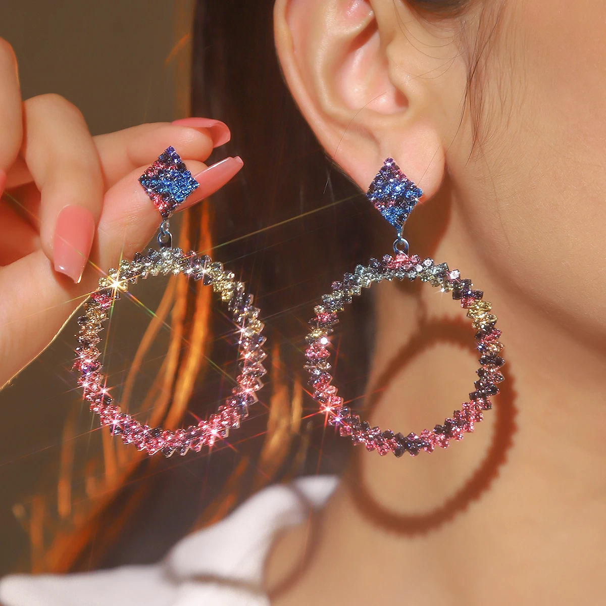 

Hyperbolic Rhinestone Round Circle Dangle Earrings Sparkly Wedding Jewelry Geometric Statement Hoop Earrings for Women And Girls