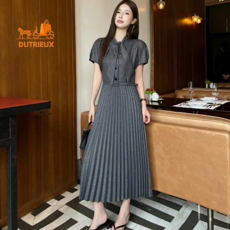 

Retro Summer Bow Women's Short-sleeved Dress, Luxurious and Elegant Tie Hem Pleated Skirt, Daily Travel Holiday Beach Dress 315