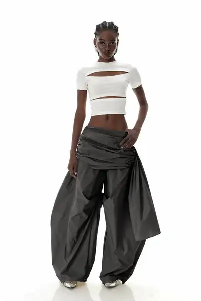 Damen-Retro-Arbeitskleidung in Kontrastfarben, Fallschirmjägerhose, plissiertes Design, lockere Hose mit weitem Bein – Detail 2