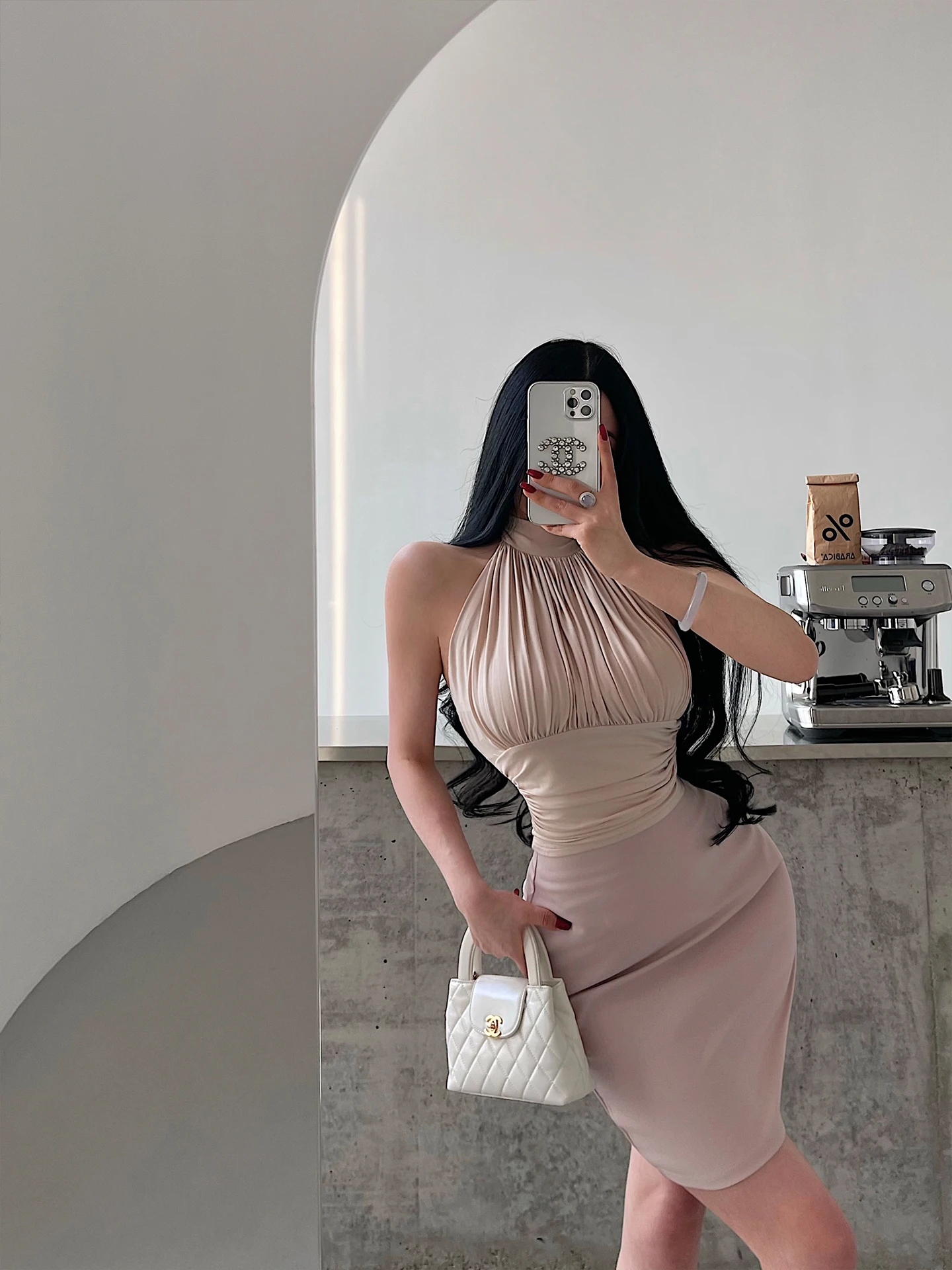 Sexy Pure Desire Young Girl Day Top with Chest Pad Built-In Hanging Neck Strap Waist Inward Folded Backless Self Slimming
