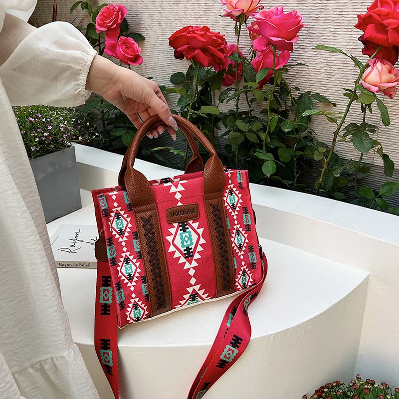 

【Tote Bag】Cross-border 2025 New Women's Boho Retro Canvas Large Capacity Handbag Tote Bag