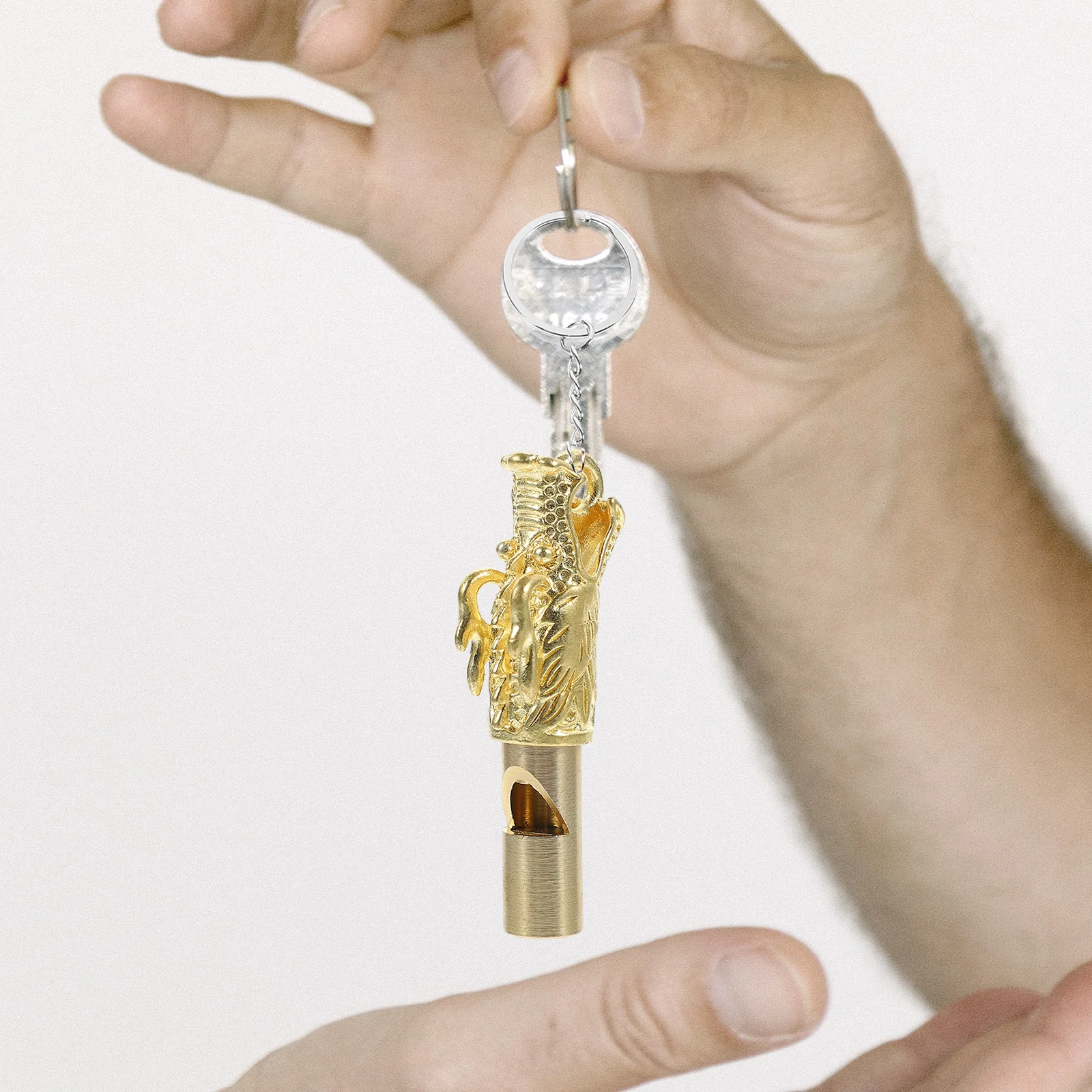 4 قطعة النحاس التنين رئيس صافرة المفاتيح المحمولة الطوارئ صفارة إنقاذ للتخييم في الهواء الطلق التنزه السلامة المعادن الملحقات