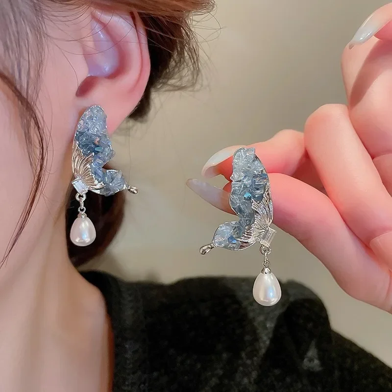 New Fashion Butterfly Zircon Moon Tassel Stud Earrings for Women Delicate Korean Asymmetric Cute Earrings Luxury Jewelry Gift