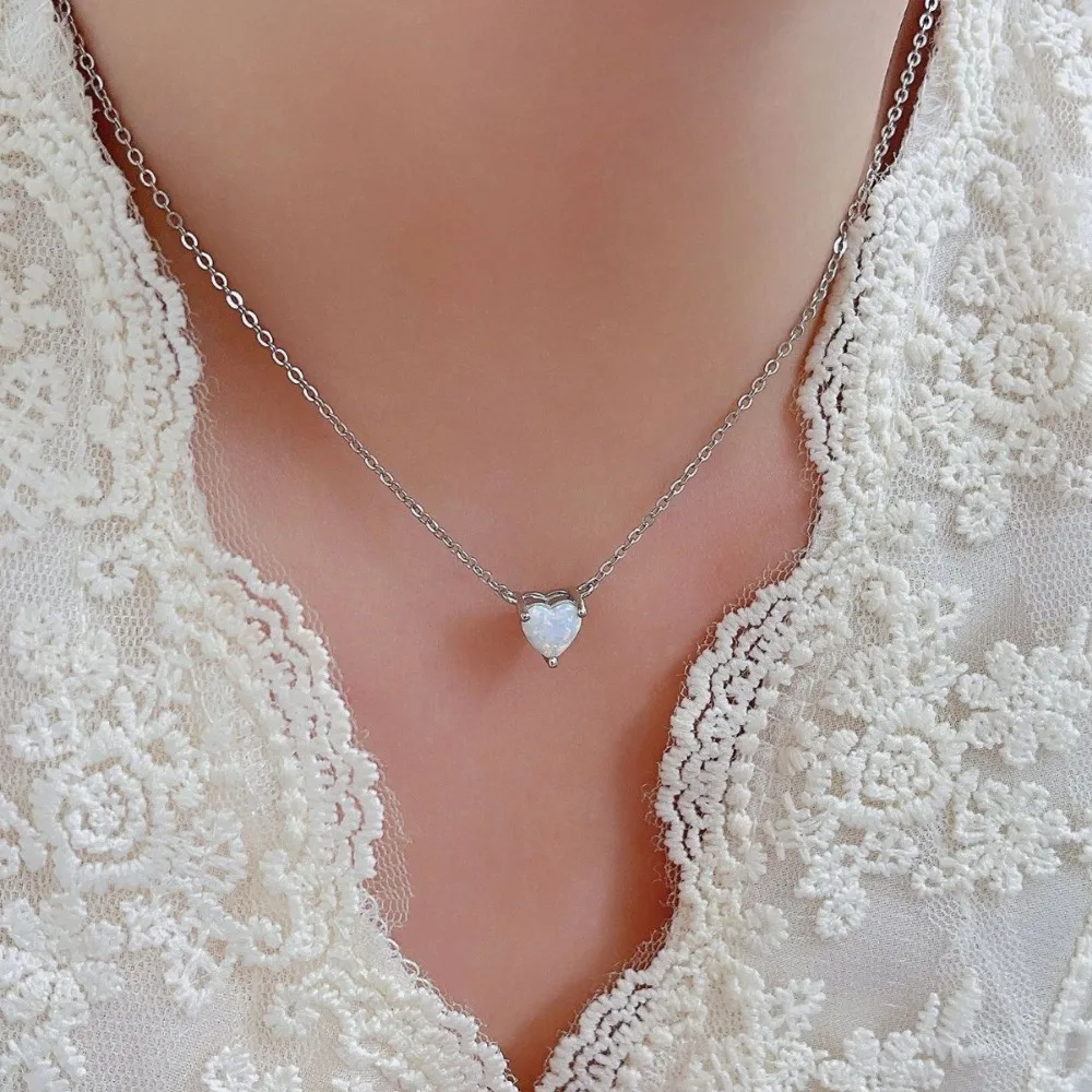 مجوهرات رقبة بوتيك جديدة لعام 2025، شكل فاخر وأنيق، نسيج نبيل، سلسلة رقبة نسائية متعددة الاستخدامات