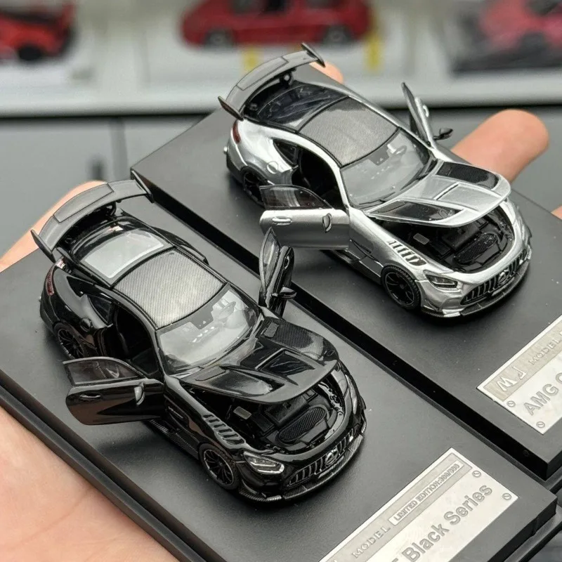MJ MODEL 1:64 AMG GT Black Series - A cast imitation alloy car model, suitable for boys' toy collection and decorative display.