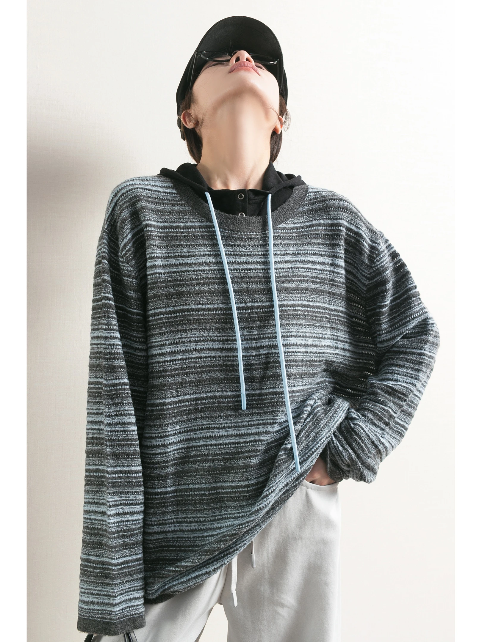 Loose Fit Women's Blue Striped Wool Silk Knitted Sweater Comfortable Soft Long Sleeve round Neck Casual Style Mid-Length Coat