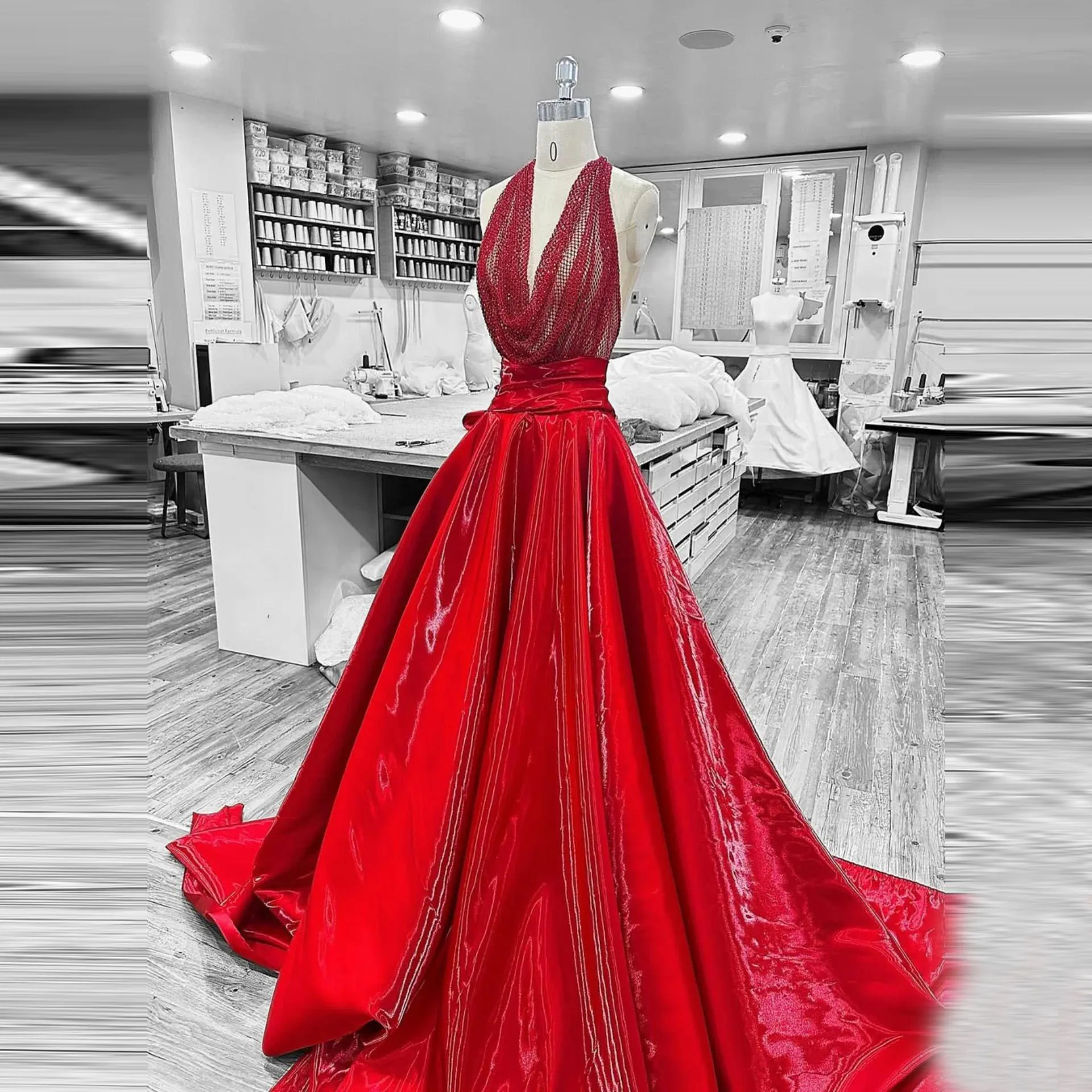 

Luxury Red Organza Prom Skirts with Long Train Evening Outfit for Wedding Party Formal Cocktail Custom Made 2025 Christmas Skirt