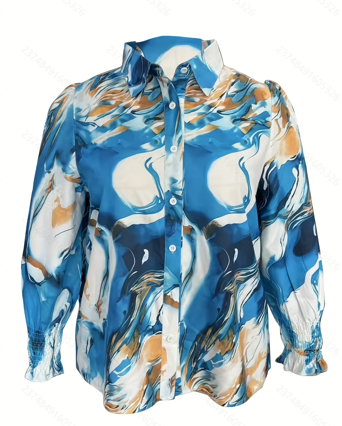 เสื้อเชิ้ตติดกระดุมลายสีน้ำที่พลิ้วไหว ออกแบบมาสำหรับรูปร่างที่มีส่วนโค้งมน