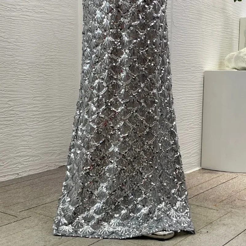 Robe maxi sans bretelles à paillettes pour femmes, longueur au sol en fibre argentée, découpée, sexy, fête, nouvelle mode, 2024