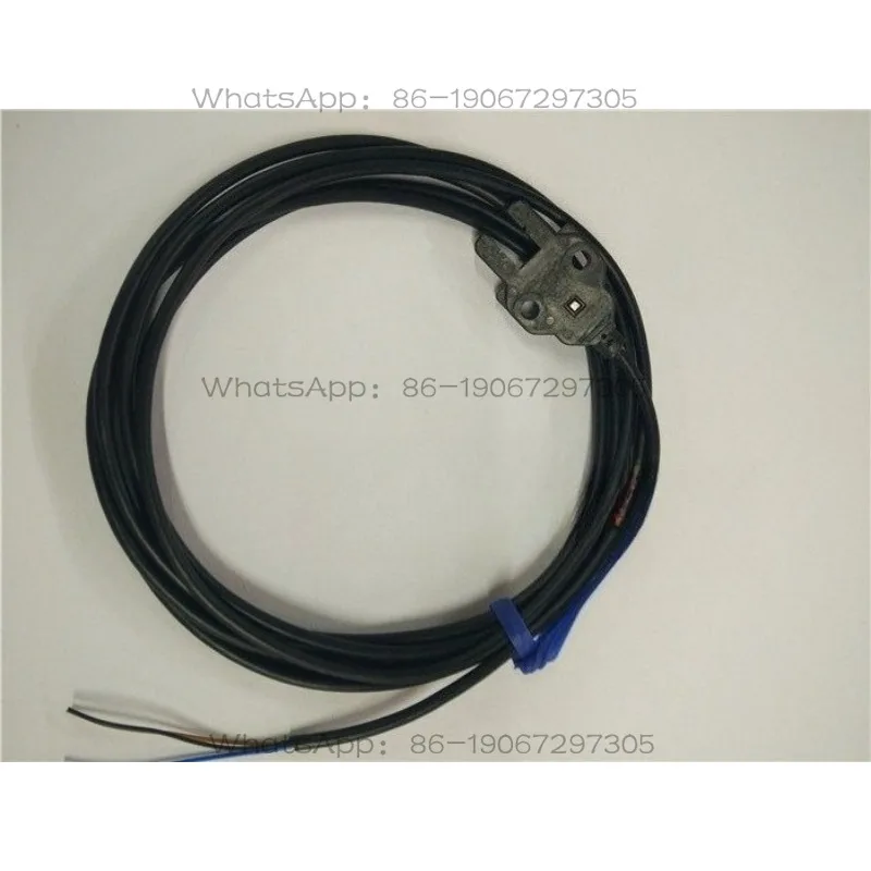 

New original genuine OMRON/Omron EE-SX870A/870/U photoelectric switch sensor