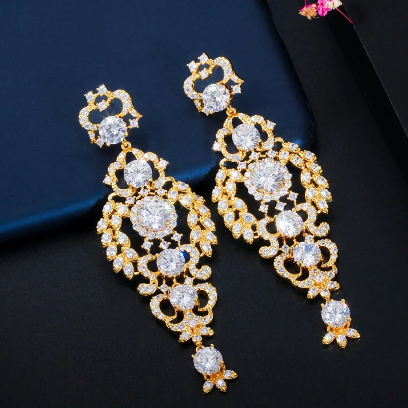 

ThreeGraces Vintage Cubic Zirconia Yellow Gold Color Long Dangling Chandelier Drop Earrings for Brides Wedding Jewelry E1451