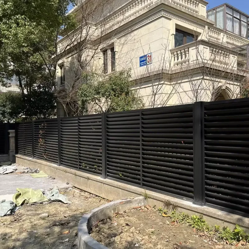 Rustproof Aluminum Villa Courtyard Barrier Fence with Customized Patterns DIY Installation Contemporary Design 1 Year