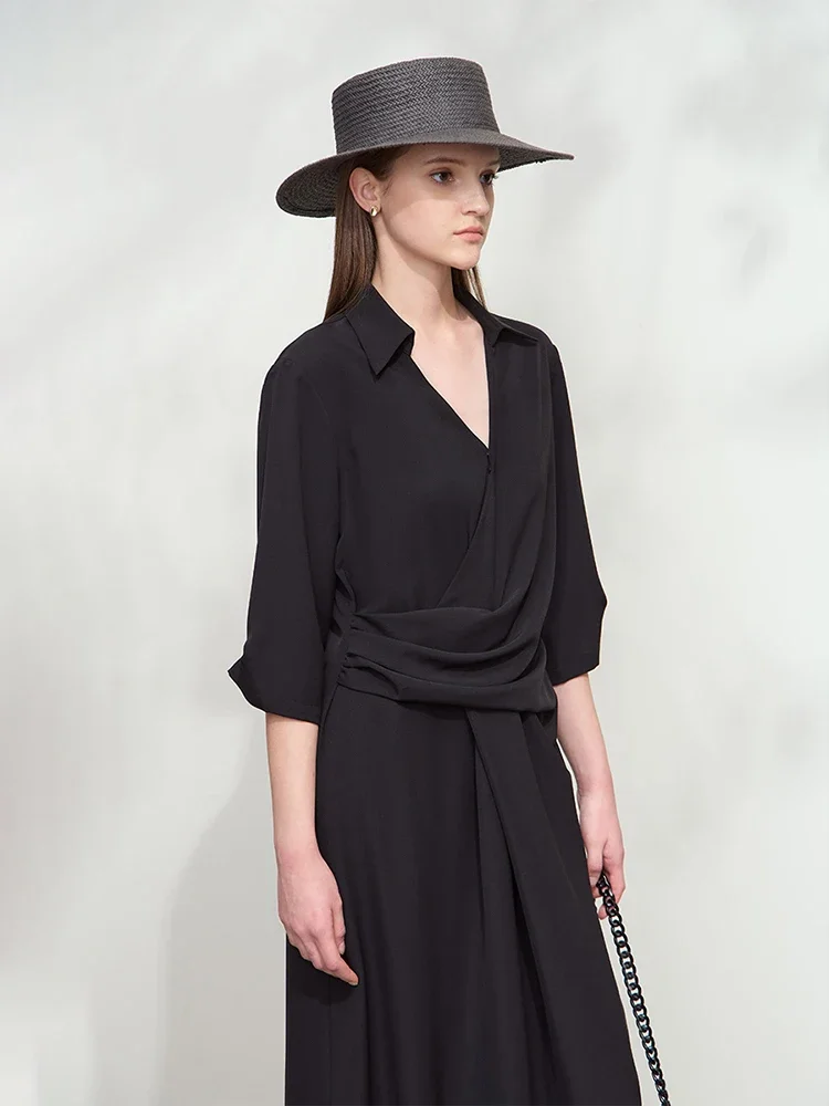 AMII Minimalist Dress Women 2025 Autumn New Elegant Office Lady Lapel V-neck Slim Non-stretch Pleated Knee A-Line Dress 12521027