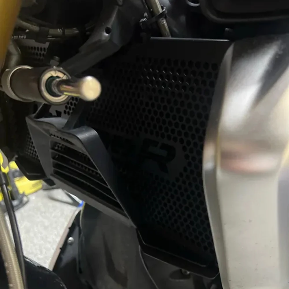 

FOR BMW R1200R R1200RS 2015-2018 R1250R/Exclusive/Sport R1250RS 2019-2024 R1250RS SE 2025 Radiator Grille Guard Protector Cover