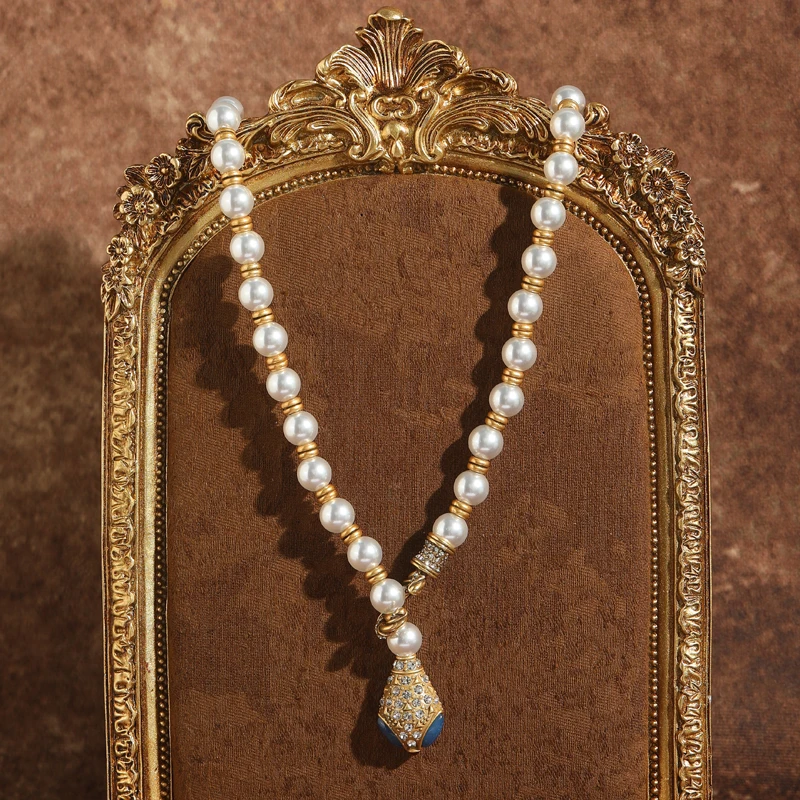 

Vintage Pearl Necklace Woman High Quality Beads Glass Head Antique Gold Plated Party Jewelry Trends 2026 Accessories Luxury Gift