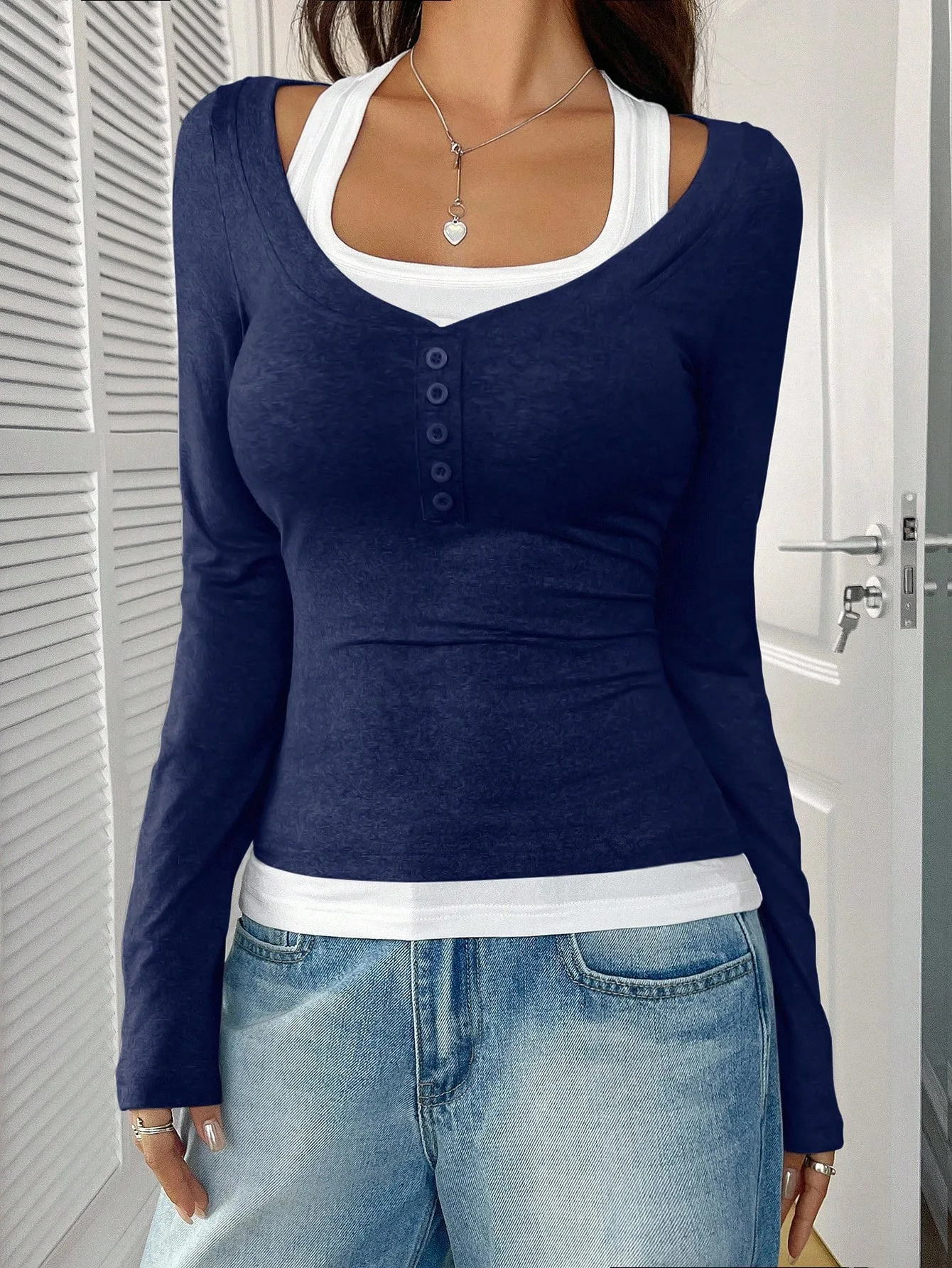 

Y2K women's slim-fit fake two-piece suspender V-neck long-sleeved knitted T-shirt temperament commuter tight fashion casual top