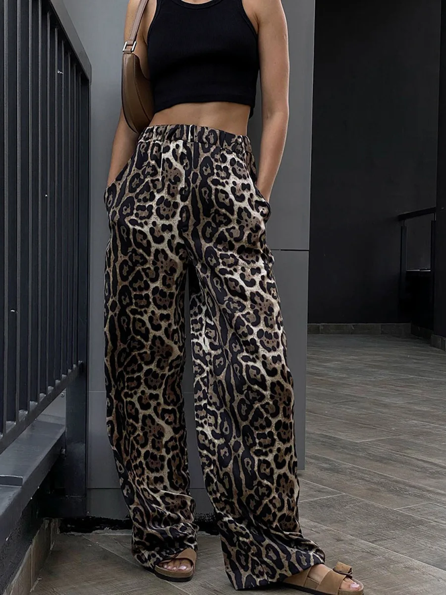 

Mid-Waist Leopard Print Wide Leg Pants: Street Style with Elastic Band